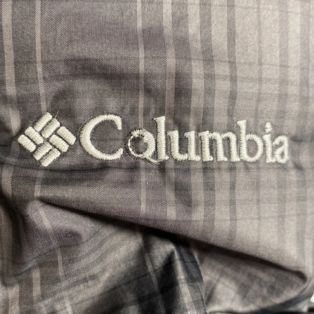 Columbia size M womens plaid puffer coat - Picture 14 of 14